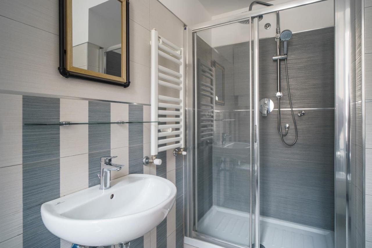 Dreamynest Quattro Cantoni - 2 Bdr Vicino Il Colosseo Rome Exterior photo